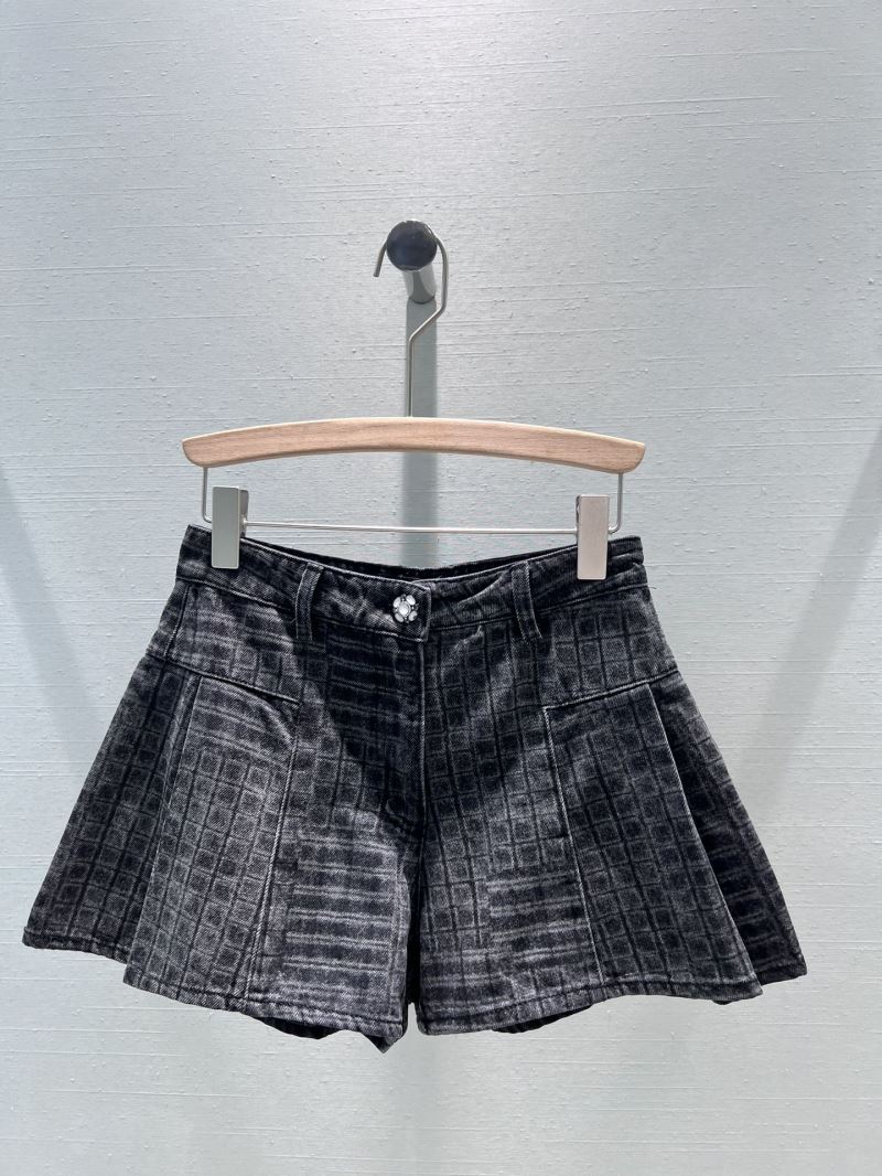 Chanel Short Pants